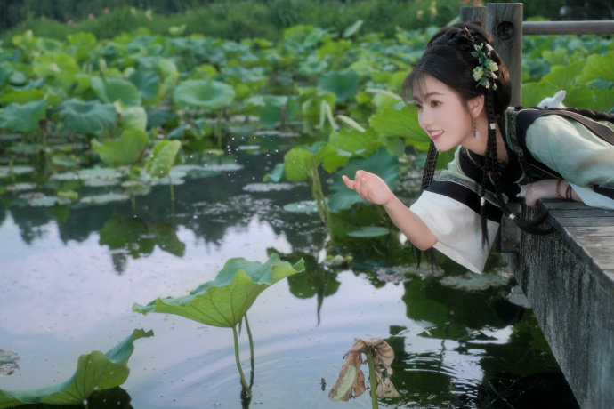《白鹿原》中的爱情悲剧：黑娃与田小娥的情感纠葛